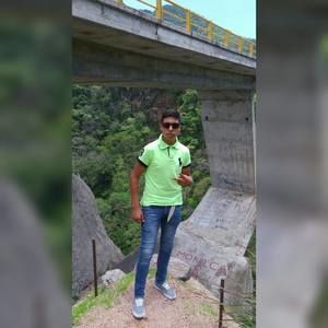 Meet your Posher, Omar